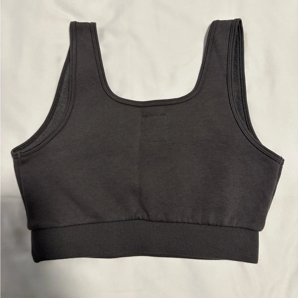 LOUNGE Gray Crop Top and Short Set - Picture 4 of 10